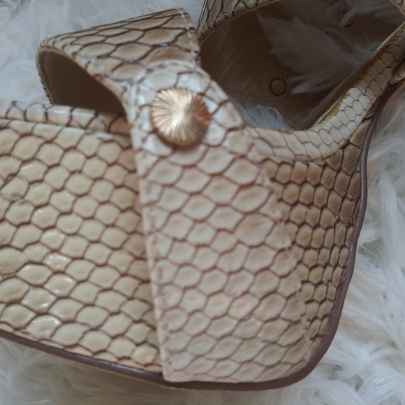 Scene Weaver - Picture 5 of 5